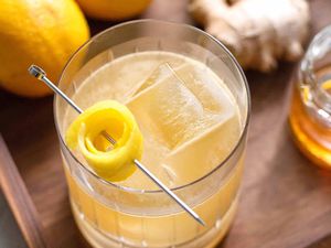 Honey, ginger, and lemon in Penicillin cocktail recipe