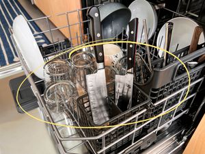 Knives in dishwasher