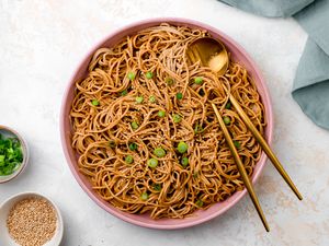 Bowl of Quick and Easy Sesame Peanut Noodles