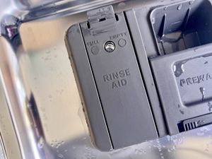 Rinse Aid compartment in dishwasher